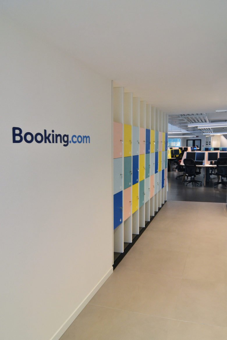 欧唯特 booking.com 办事处