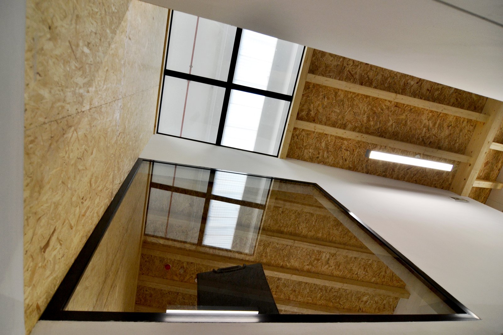 欧唯特物流办事处