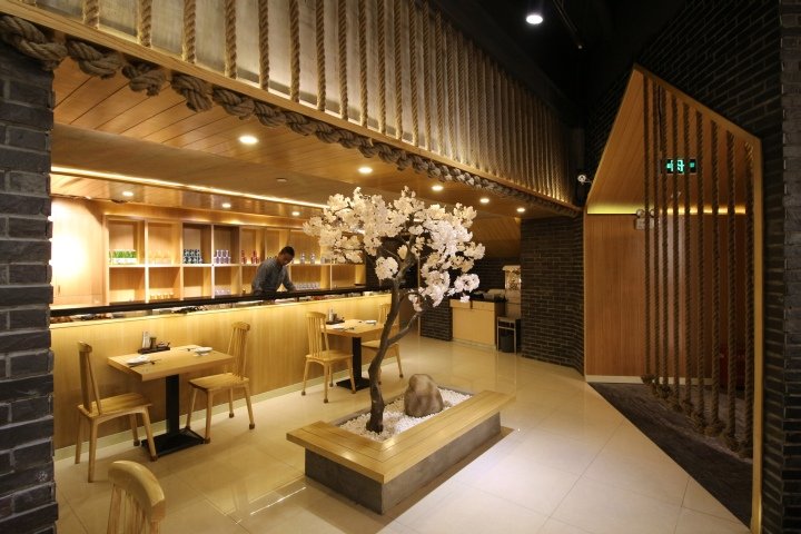 Spacemen 的 AA Jia 咖喱屋，上海 – 中国