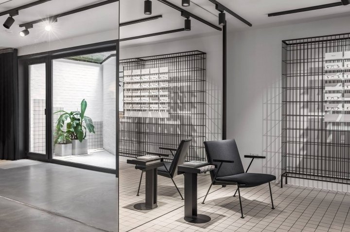 比利时 Weiss–Heiten Design 设计的 Ace&Tate 眼镜精品店