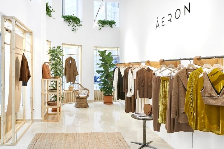 ÁERON 快闪店，由 81font Architecture & Design 设计，布达佩斯 – 匈牙利