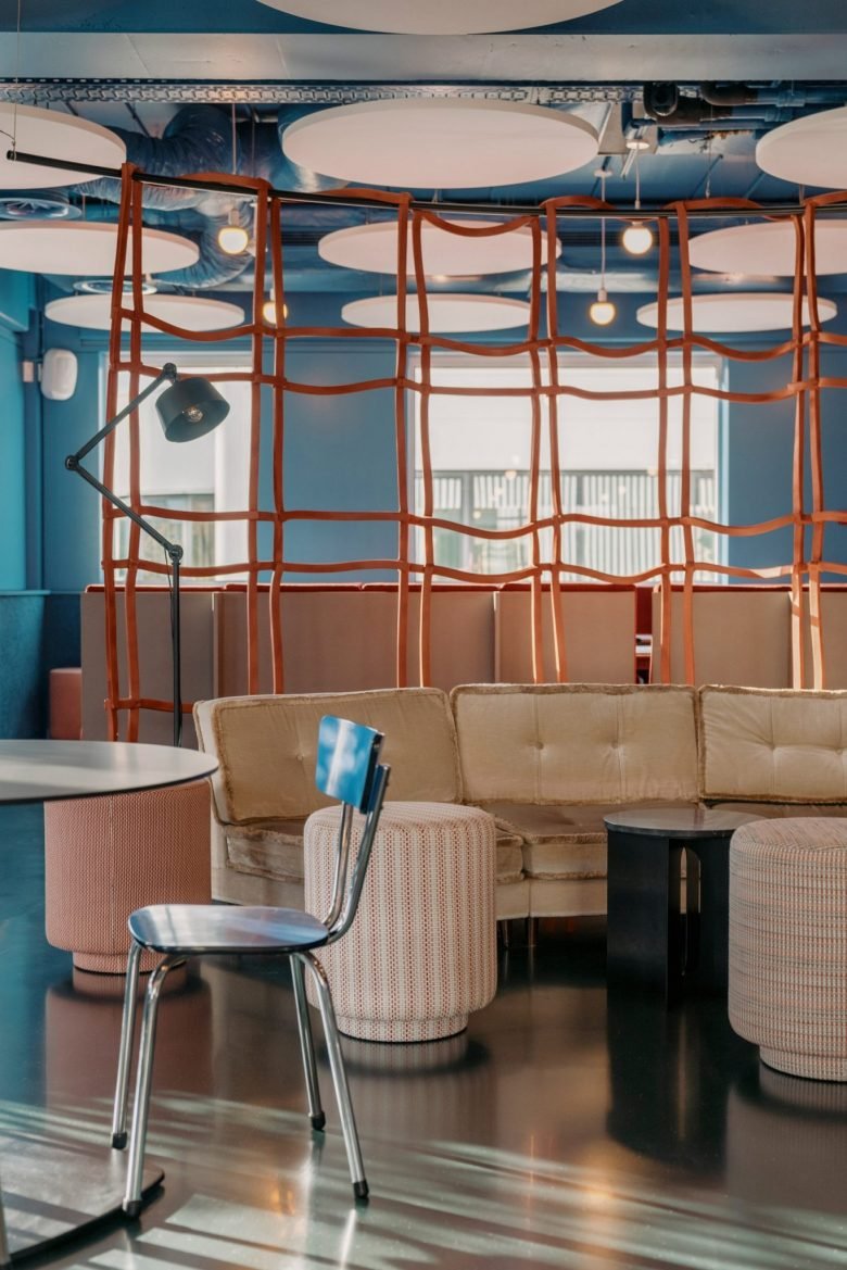 AEtelier 办公室由 Studio Anton Hendrik Denys 和 Steen Architecten 设计
