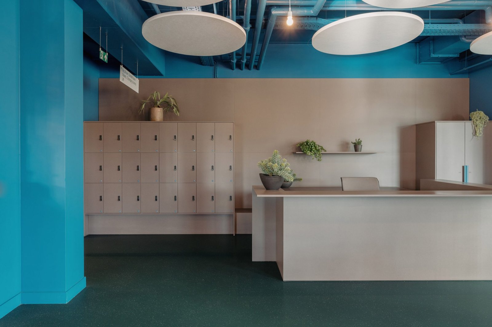 AEtelier 办公室由 Studio Anton Hendrik Denys 和 Steen Architecten 设计