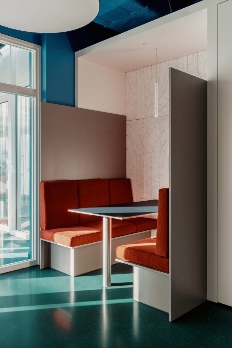 AEtelier 办公室由 Studio Anton Hendrik Denys 和 Steen Architecten 设计