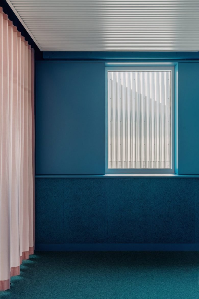 AEtelier 办公室由 Studio Anton Hendrik Denys 和 Steen Architecten 设计