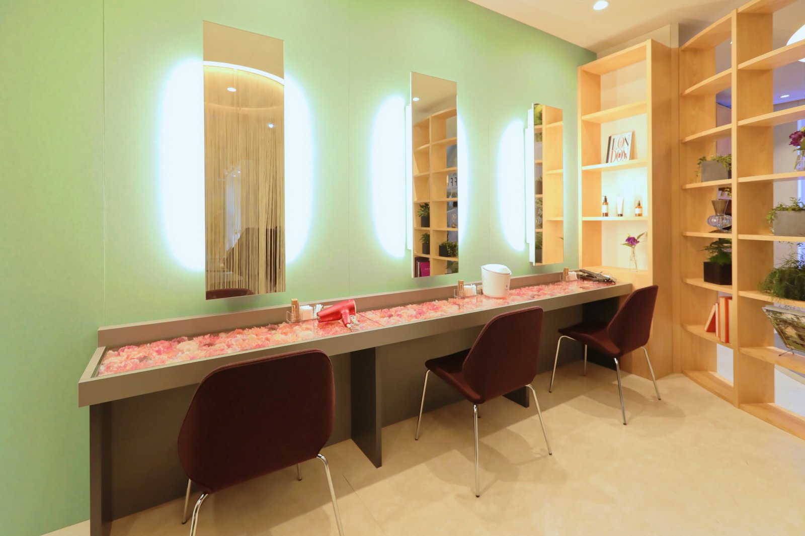 女性职场——“LOHAS SALON”