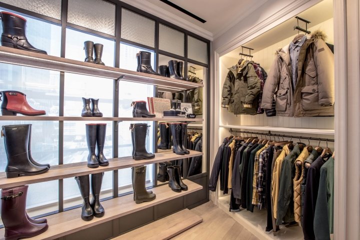 AIGLE 于香港 ifcMall 开设全新概念店