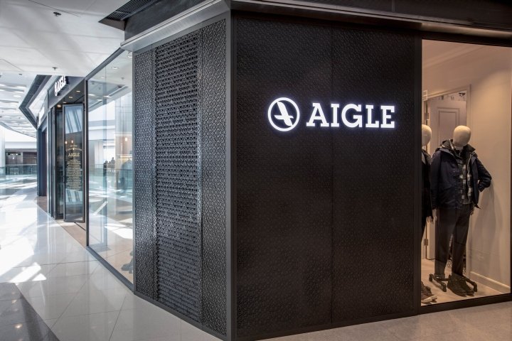 AIGLE 于香港 ifcMall 开设全新概念店
