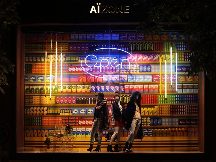 Arte Vetrina 项目的 Aizone Xmas2017 Arte Vetrina 项目的 Aizone Xmas2017