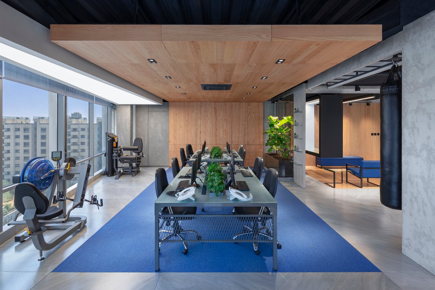 又名健身办公室,由 4 Architecture Studio 设计 又名健身办公室,由 4 Architecture Studio 设计