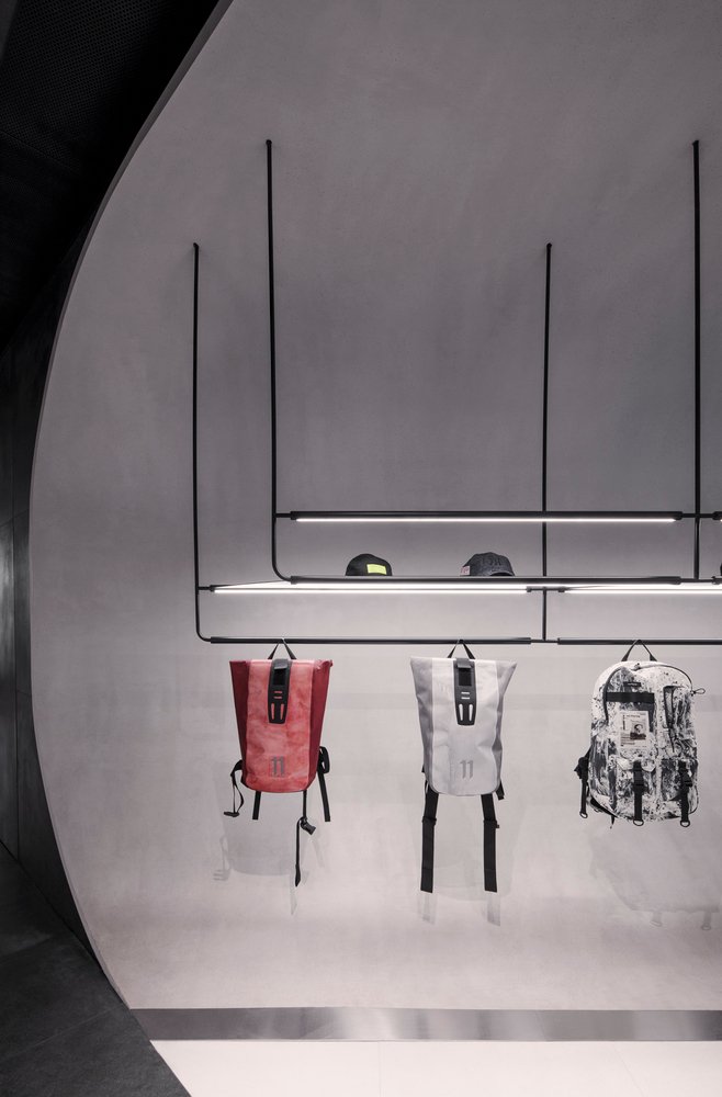 LUKSTUDIO 设计的 AKENZ 商店