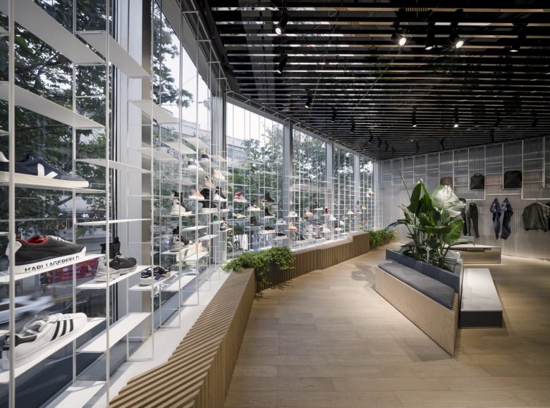 LUKSTUDIO 设计的 AKENZ 商店