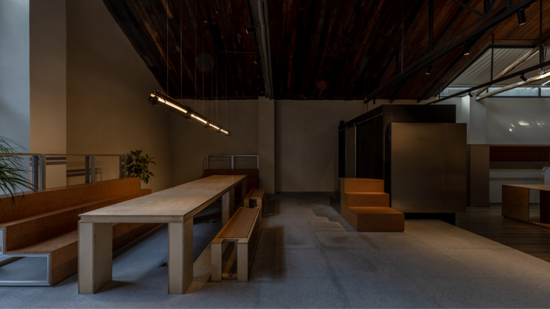 FON Studio 的 ALUMNI 商店