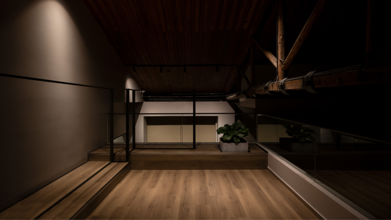 FON Studio 的 ALUMNI 商店