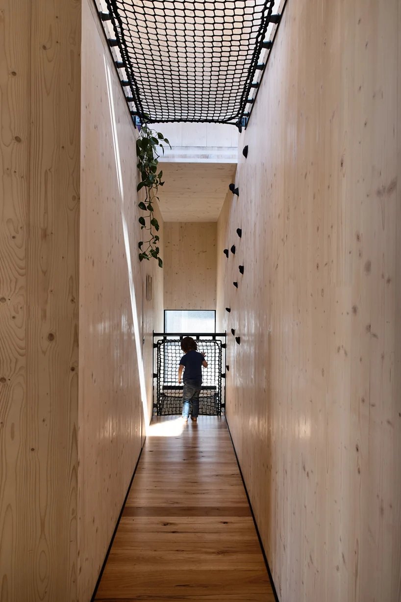 奥斯汀·梅纳德建筑师事务所将其位于澳大利亚的联合住宅设计为一个玩耍的空间 奥斯汀·梅纳德建筑师事务所将其位于澳大利亚的联合住宅设计为一个玩耍的空间