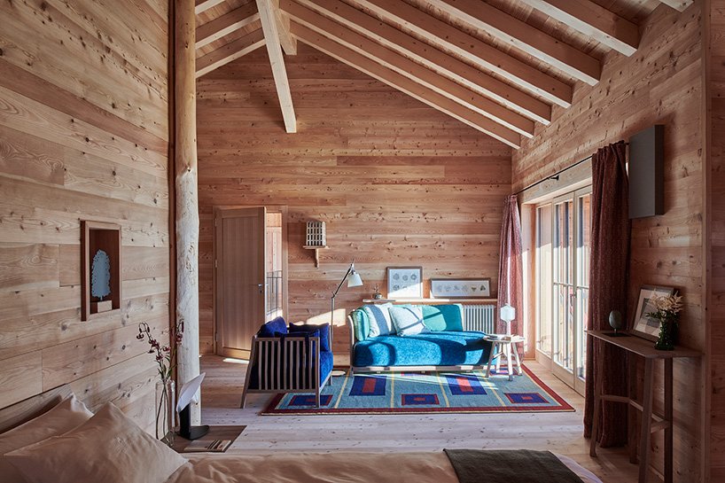 AMDL CIRCLE + michele de lucchi 使用回收的木材建造南蒂罗尔的酒店建筑