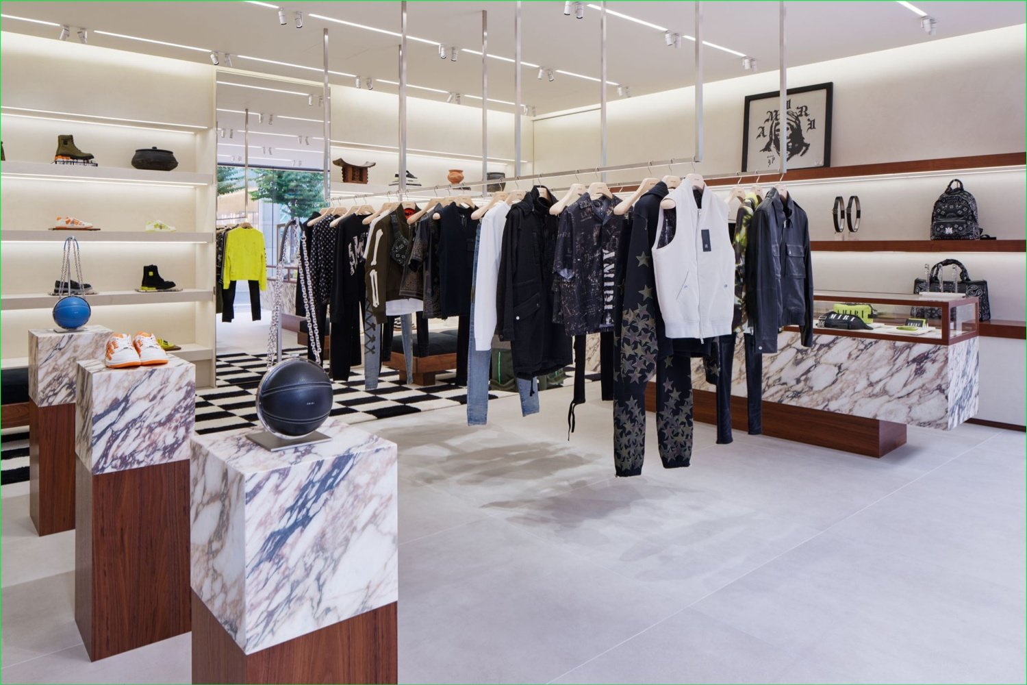 NOCOD 的 AMIRI 商店