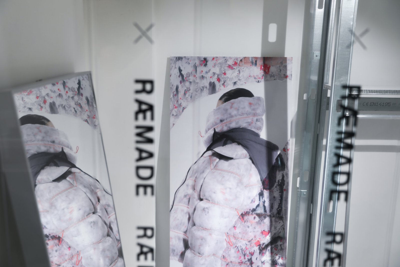 RÆBURNS 可回收和可回收的商店环境;苏豪区 RÆBURNS 可回收和可回收的商店环境;苏豪区