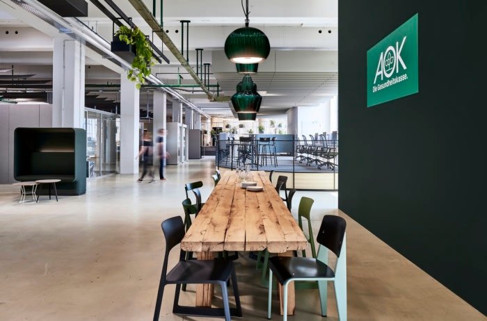 blocher Partners 设计的 AOK 巴登 - 符腾堡办事处