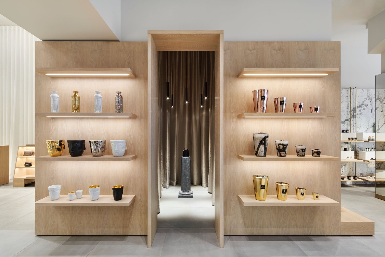 Tchoban Voss 设计的 APROPOS 旗舰店