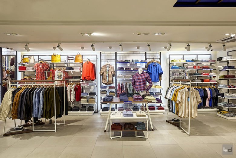 艾伦·索利 | 地点：海得拉巴 | 尺寸：3500 平方英尺 | 由 4dimensions Retail Design India 设计