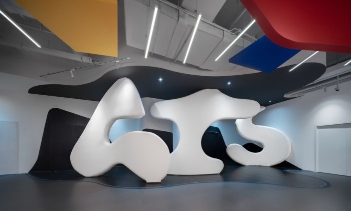 Young H Design 的 ATS 智能交通技术办公室