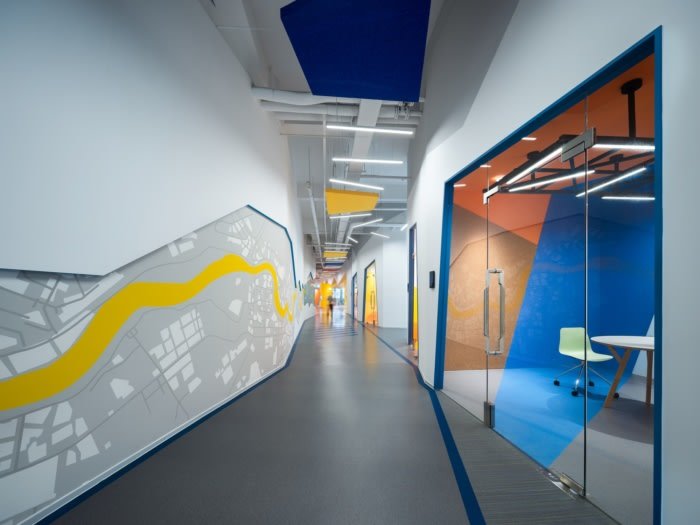 Young H Design 的 ATS 智能交通技术办公室