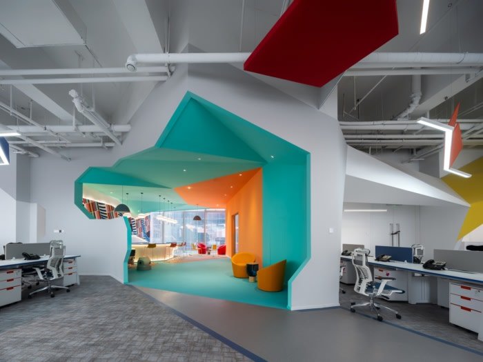 Young H Design 的 ATS 智能交通技术办公室