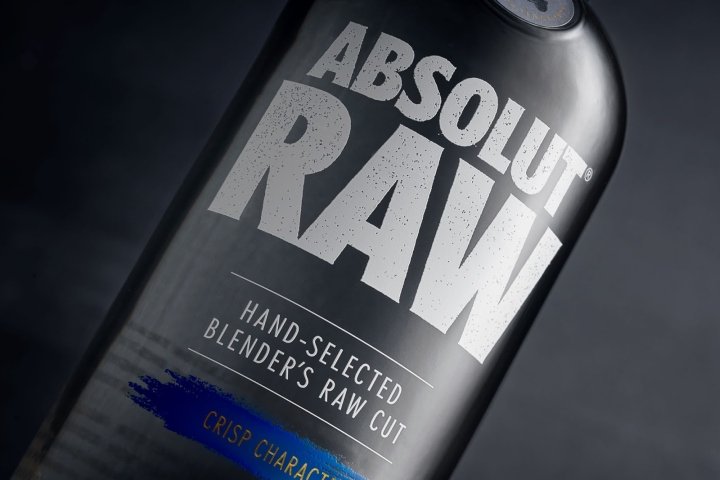 Pond Design 的 Absolut RAW 伏特加