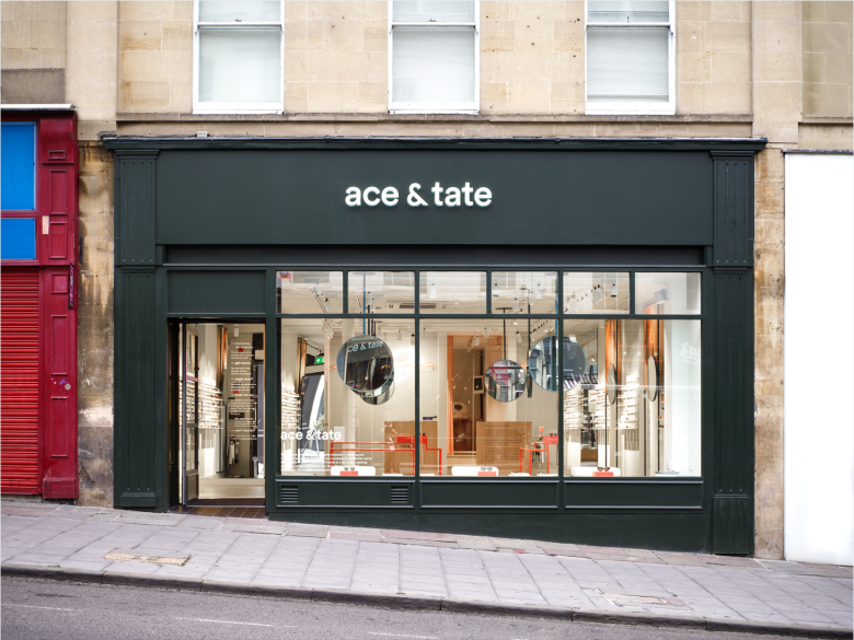 Weiss-heiten 设计的 Ace & Tate 商店