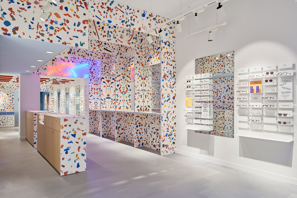 Plasticiet 设计的 Ace & Tate 商店