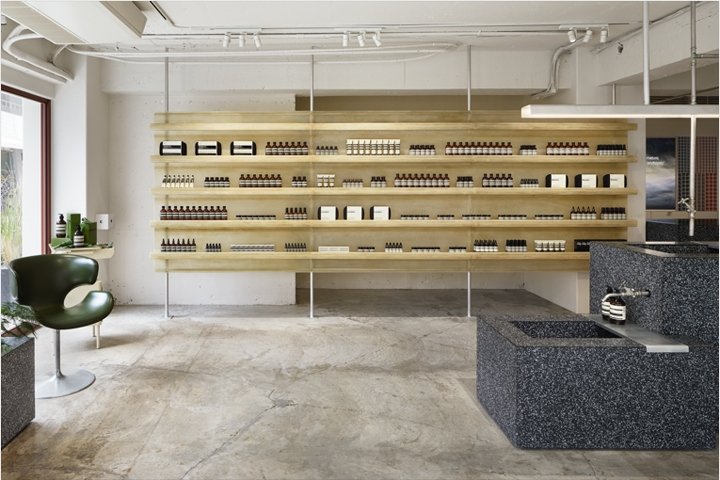 Ciguë 设计的 Aesop Jiyugaoka 店，日本东京