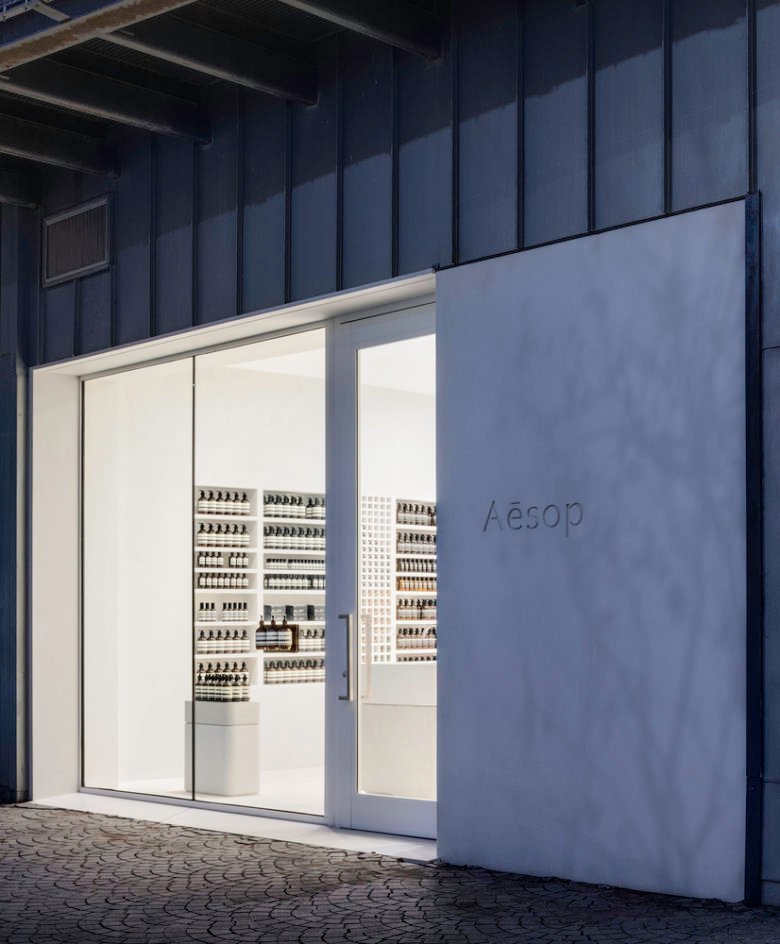 伊索商店 / Metro Arquitetos Associados