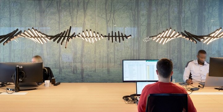 Global Workspaces 的 Agoria Tech Lounge 办公室，比利时布鲁塞尔