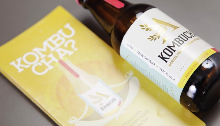 艾娜康普茶 (Aina Kombucha) 包装,由 Luiz Pegoraro 设计 艾娜康普茶 (Aina Kombucha) 包装,由 Luiz Pegoraro 设计