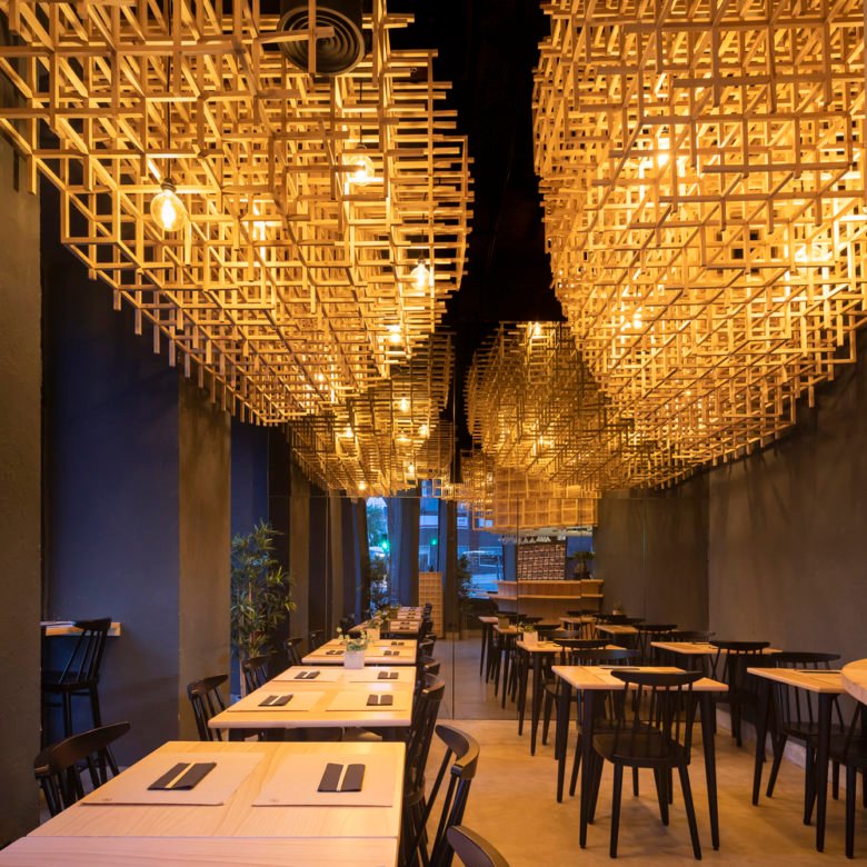 Ajitama 拉面小酒馆 / JCFS Architects Ajitama 拉面小酒馆 / JCFS Architects