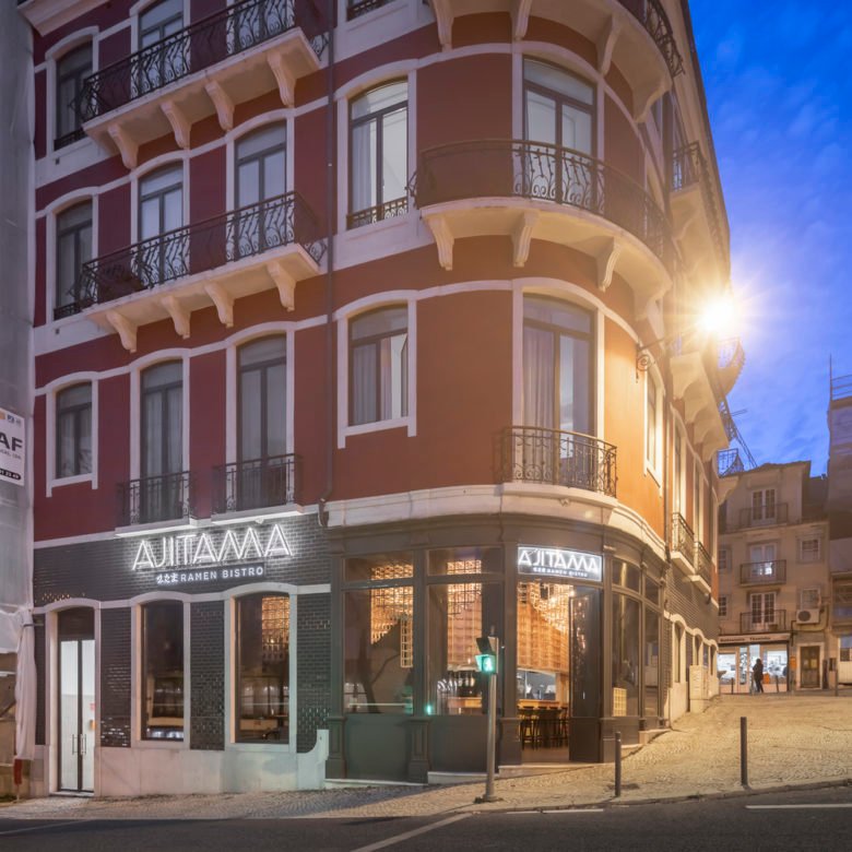 Ajitama 拉面小酒馆 / JCFS Architects Ajitama 拉面小酒馆 / JCFS Architects