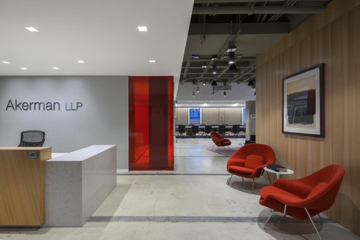 Akerman LLP 办公室由 Wirt Design Group 设计，洛杉矶 – 加利福尼亚州