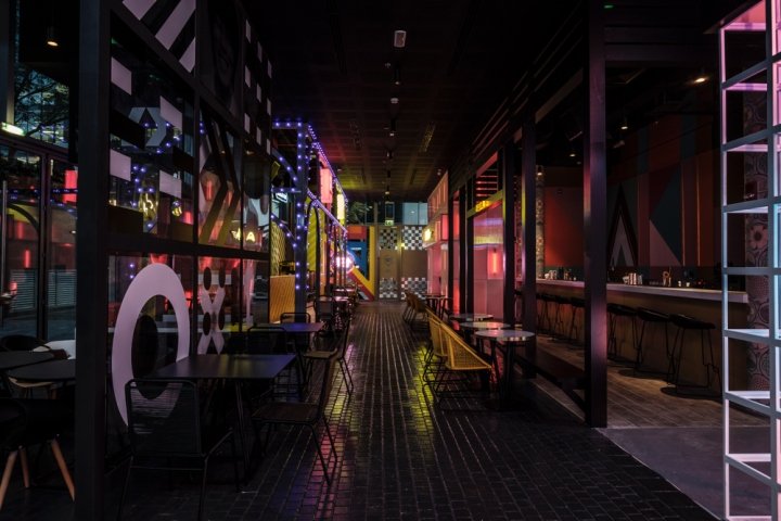 Samer Hamadeh 设计的 Akiba Dori,阿联酋迪拜 Samer Hamadeh 设计的 Akiba Dori,阿联酋迪拜