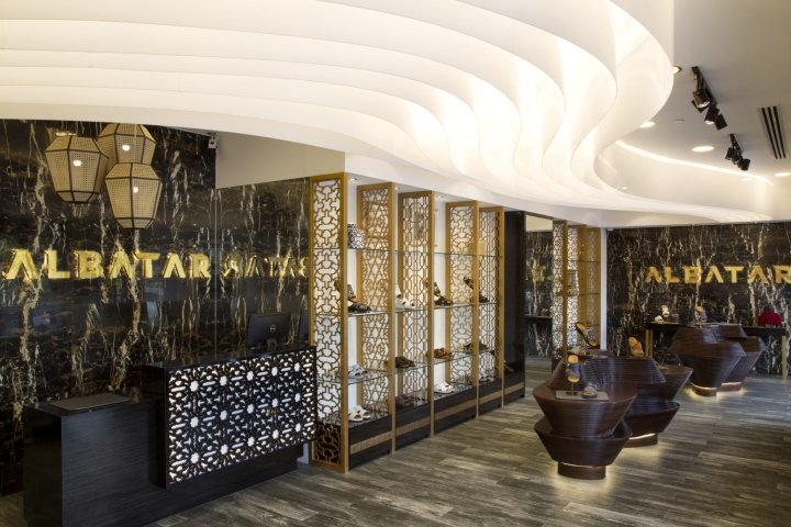 Brand Creative 的 Albatar 旗舰店，阿布扎比 – 阿联酋