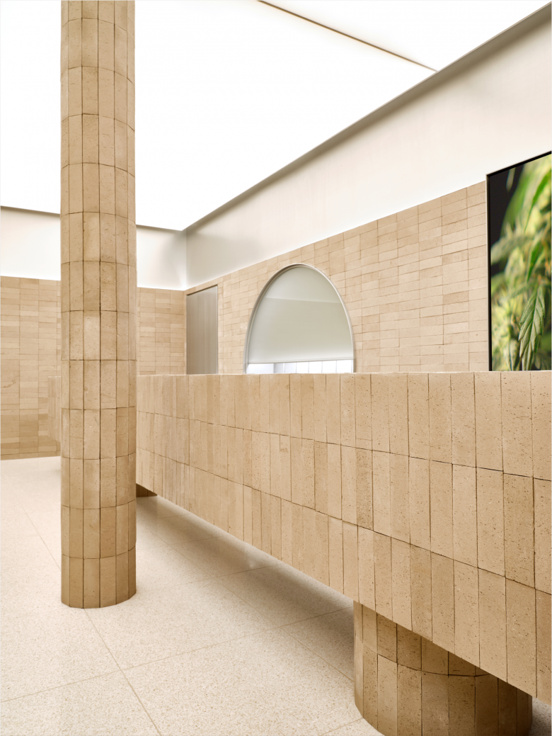 Studio Paolo Ferrari 设计的 Alchemy Canna Co. 旗舰店