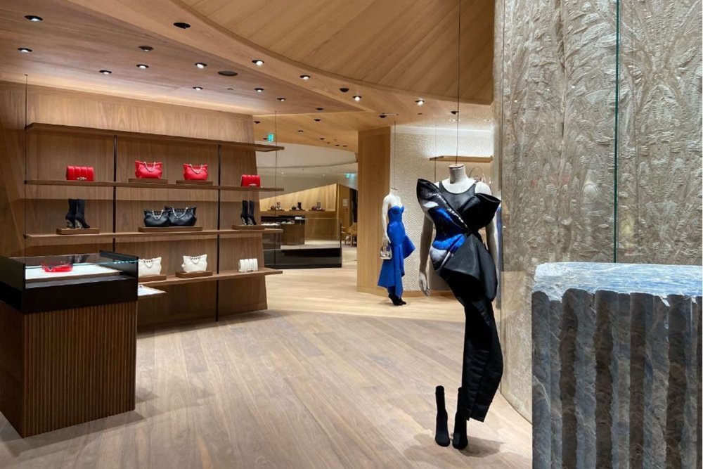 亚历山大·麦昆专卖店