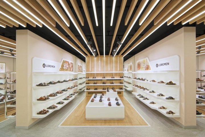 Alkindy 集团办公室和陈列室由 OSO Architecture 设计，沙特阿拉伯吉达