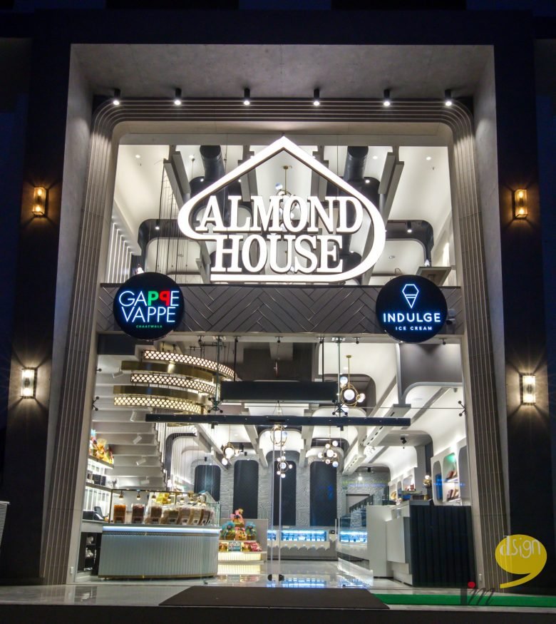 杏仁屋，康达普尔，印度