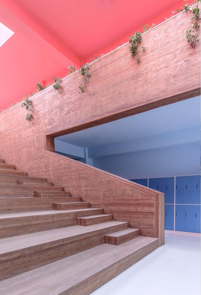 科索沃美国学校由 Maden Group 设计