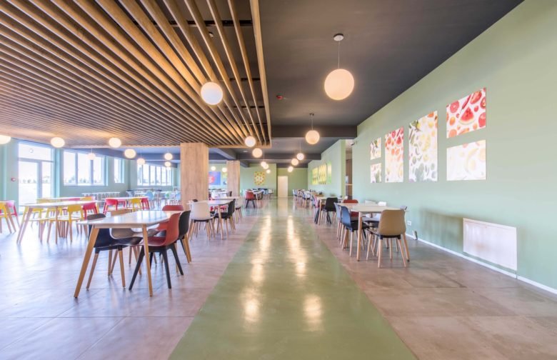 科索沃美国学校由 Maden Group 设计