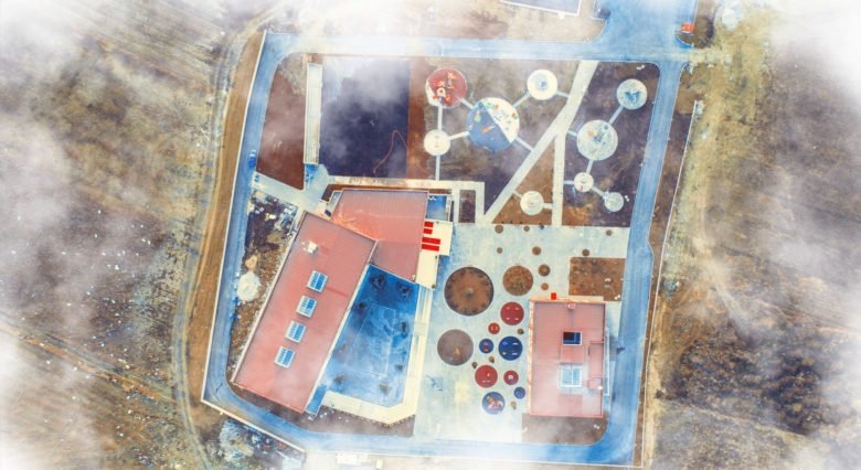 科索沃美国学校由 Maden Group 设计