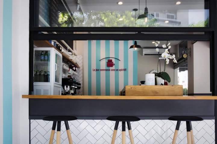 Amical 咖啡馆 – 由 Lab4 建筑师设计的小酒馆，拉里萨 – 希腊