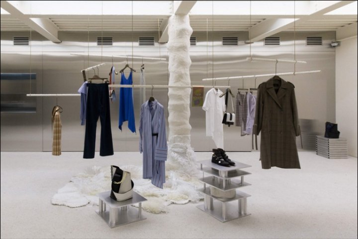 由 Creative Studio Unravel 设计的 Andersson Bell 商店，韩国首尔