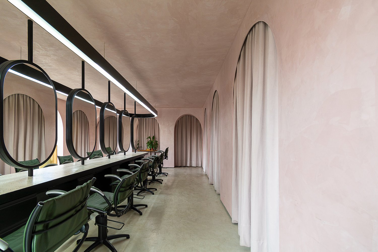 André Luís Coiffeur 美容院 / TRPC Arquitetos André Luís Coiffeur 美容院 / TRPC Arquitetos